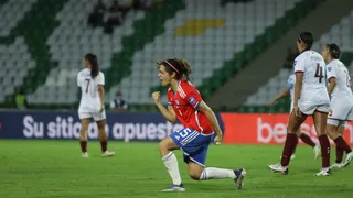 El tremendo golazo de Daniela Zamora para la ventaja de Chile ante Venezuela