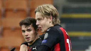 AC Milan remontó un partidazo ante Celtic y clasificó a dieciseisavos de final en la Europa League