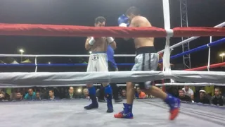 Cristián “La Cobra” Salas retuvo en Maipú el título latino plata de peso welter del CMB