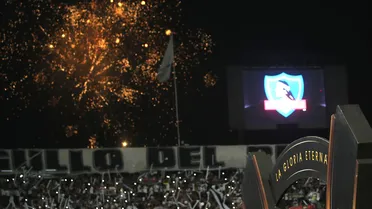 Tragedia: Fallecen dos hinchas de Colo Colo por atropello de carro lanzagases afuera del Estadio Monumental