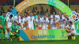 Edinson Cavani le dio la victoria a Uruguay ante Gales en la final de la China Cup