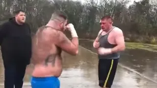 La brutal y millonaria pelea entre “Hulk” y “Pie Grande”