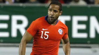 Beausejour: Por cariño y respeto, lo mínimo que puedo hacer es escuchar a Rueda si me quiere en la Roja