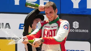 Benjamín Hites fue segundo en Concordia y escaló al quinto lugar general en el Top Race