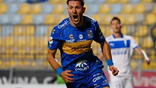 Universidad Católica se despidió con una derrota en la Copa Chile al caer con Everton