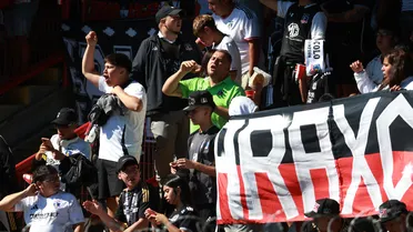 Hinchas de Colo Colo son criticados por protagonizar lamentable situación en La Calera