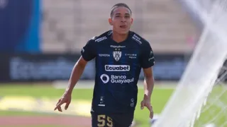 ¿Una nueva estrella? Ecuatoriano Kendry Paez debutó con 15 años en Primera y marcó un golazo