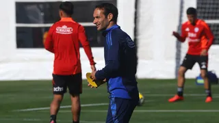 La Roja define fórmulas y preocupa Maripán antes del amistoso ante Perú