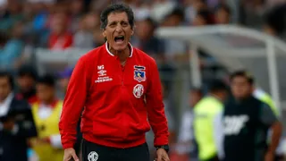 Mario Salas mostró los libros que ha leído durante su cuarentena por el coronavirus