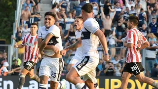 Emociones a mil: Gimnasia venció luego de 13 años a Estudiantes en el clásico de La Plata