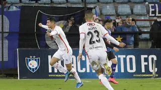 Unión La Calera tomó un respiro en la tabla con frenética victoria sobre Huachipato