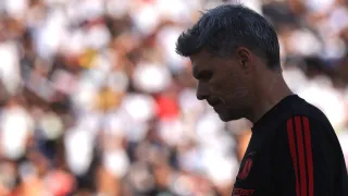 El 52% que inquieta en Macul: ¿se le acaba el margen a Fernando Ortiz en Colo Colo?