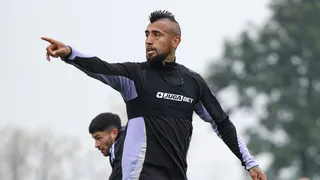 Las primeras alineaciones de Fernando Ortiz en Colo Colo revelan sorpresas inesperadas