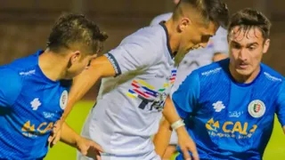 Deportes Santa Cruz remontó un partido de película ante San Marcos de Arica