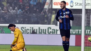 Atalanta rompió el récord de Chile y le anotó ocho goles a Guillermo Ochoa