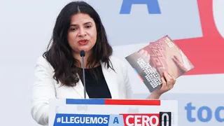 Ministra Orellana aclaró: No afirmé que se iba a desistir de la acción judicial contra Thompson