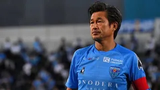 El japonés Kazuyoshi Miura batió nuevo récord del jugador más longevo en una copa profesional