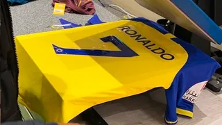 Hinchas de Al Nassr hicieron filas para comprar camiseta de Cristiano Ronaldo