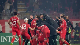 Monza sorprendió y evitó remontada de AC Milan en la Serie A