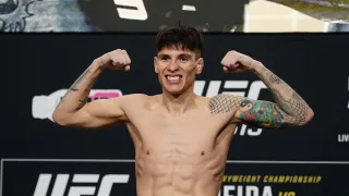 ¿Quién transmite Bahamondes vs Salikhov? Horario y cómo ver EN VIVO en Chile la Noche UFC