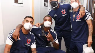 El plantel de U. de Chile viajó a Argentina para disputar el Superclásico con Colo Colo