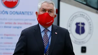 El ministro Enrique Paris le respondió a la Conmebol: Nosotros fijamos los protocolos