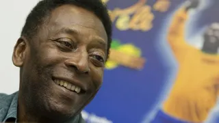 Pelé recibió el alta médica y retornó a casa tras ser operado de cálculo renal