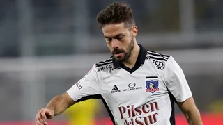 Colo Colo ensayó con Bouzat como enganche y Zavala titular de cara al Superclásico