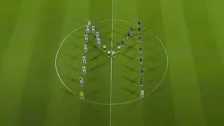 Boca volvió a homenajear a Maradona y sus jugadores formaron una “M” junto a los de Talleres