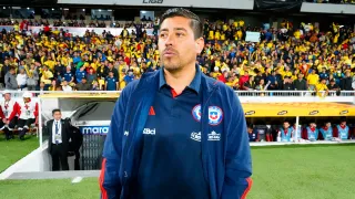 Jugó 117 minutos en dos años y ahora vuelve a La Roja: Córdova ya arma la nómina de Chile para el FIFA Series