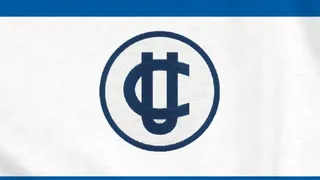 Hinchas de Universidad Católica eligieron insignia para indumentaria conmemorativa