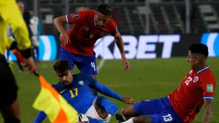 Está sin club: Inesperado guiño de un histórico de La Roja a Colo Colo