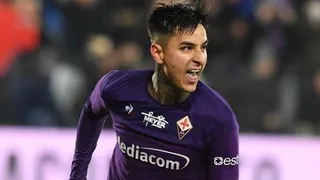 Erick Pulgar ingresó desde el banco en pálida igualdad de Fiorentina con Cagliari