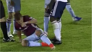 Diego Rubio fue expulsado en caída de Colorado Rapids tras agredir con un manotazo a un rival