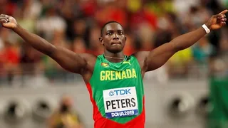 El campeón panamericano Anderson Peters se llevó la medalla de oro en la jabalina en Doha