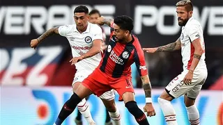 Ramón Arias acordó su llegada a U. de Chile, siempre y cuando siga en Primera División