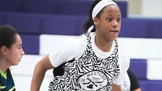 Con solo 13 años: la hija de Shaquille O’Neal ya la clava