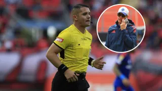 Ni falta ni incidente: el informe arbitral que enfrenta a la U de Chile y Roberto Tobar