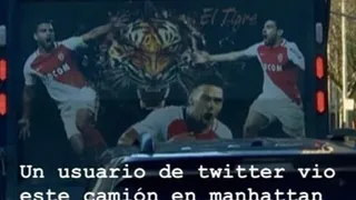 Un camionero fanático de Radamel Falcao fue sorprendido por el jugador
