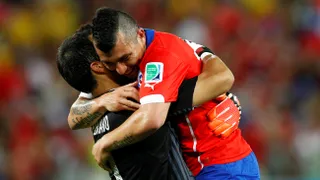 La opinión de Claudio Bravo sobre la inminente llegada de Gary Medel a Boca Juniors