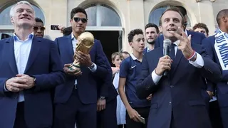 Oposición francesa criticó a Macron por “acaparar” la celebración del Mundial