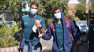 Universidad Católica emprendió su viaje a Colombia para enfrentar a Atlético Nacional