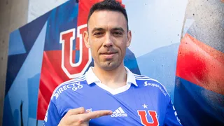 Nery Domínguez pasó los exámenes médicos y fue oficializado como refuerzo de la U