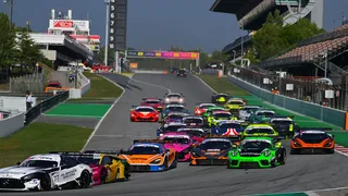 Benjamín Hites quedó a una carrera de coronarse en el GT Open Internacional de Europa