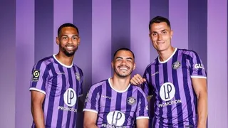Toulouse presentó su nueva camiseta de visita con Gabriel Suazo como modelo