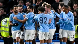 Manchester City doblegó a Chelsea y se acercó al líder Arsenal en la Premier
