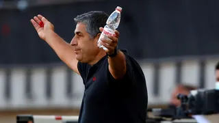 Escobar y el clásico con Colo Colo: La estadística es pasado, al jugador hay que irradiarlo con mentalidad ganadora