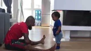 El emotivo mensaje de Arturo Vidal a su hijo menor: Siempre pisa fuerte, con sacrificio y corazón