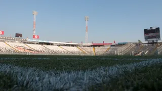 ¡Tendrá estatua para Caszely! CSD Colo Colo anunció millonaria inversión para mejorar el Monumental