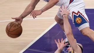 Anthony Davis lideró el triunfo de los Lakers ante Nuggets en duelo de candidatos